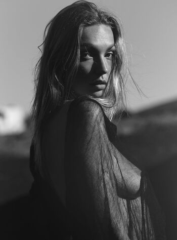 Full leaked Cecile fourrier page private photo