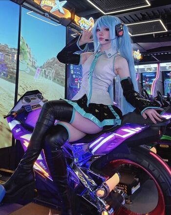 Full leaked Celebi cos private photo