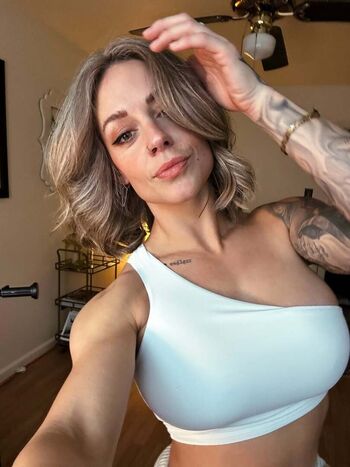 Full leaked Celeste bonin private photo