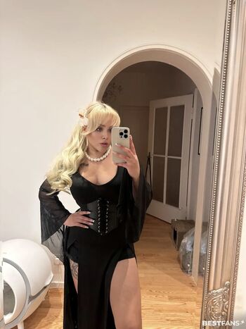 Celina_x31