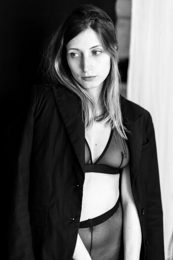 Full leaked Celine in frame private photo