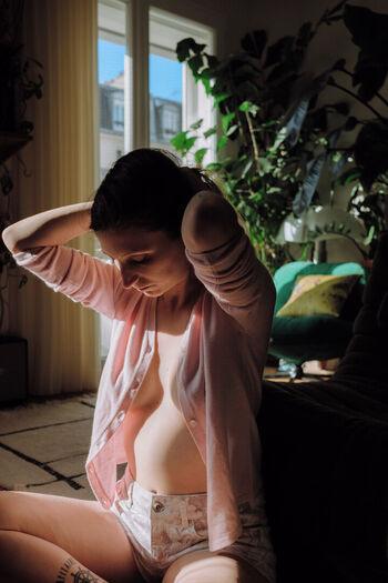 Full leaked Celine in frame private photo