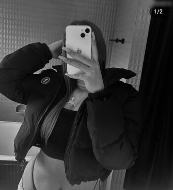 Full leaked Celinegbl private photo