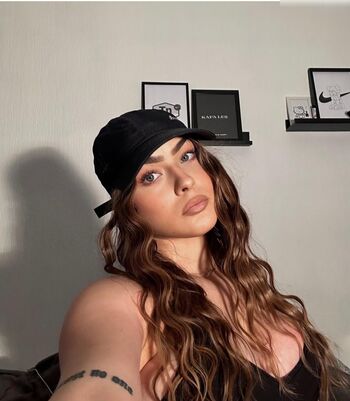 Full leaked Celinegbl private photo