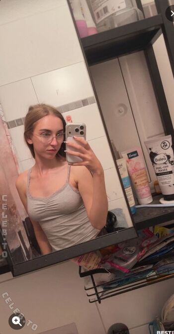 Full leaked Celineiswyld private photo