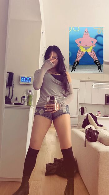 Full leaked Cellow page private photo