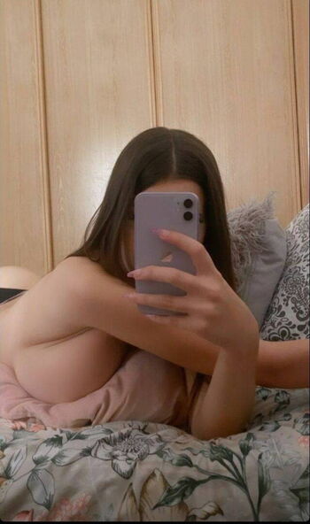 Full leaked Centolain private photo