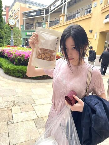 Full leaked Chaeryeong page private photo
