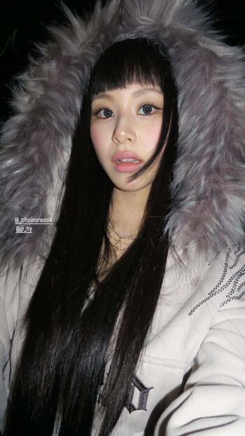 Full leaked Chaeyoung page private photo