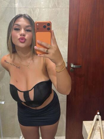 Full leaked Chai schmidt page private onlyfans photo