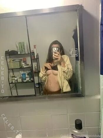 Full leaked Chapstickbxtch page private photo