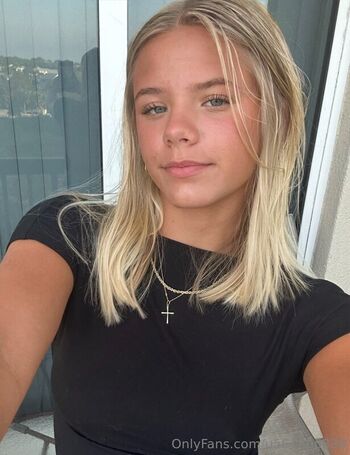 Full leaked Charleighrivers private photo