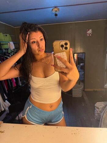 Full leaked Charleneee private photo