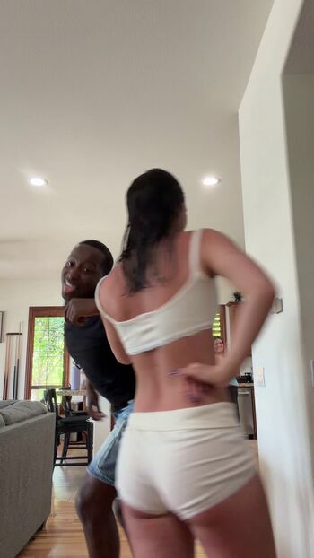 Full leaked Charli d amelio page private photo