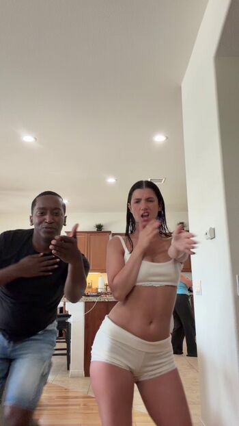 Full leaked Charli d amelio page private photo