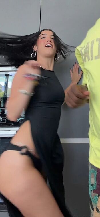 Full leaked Charli d amelio page private photo