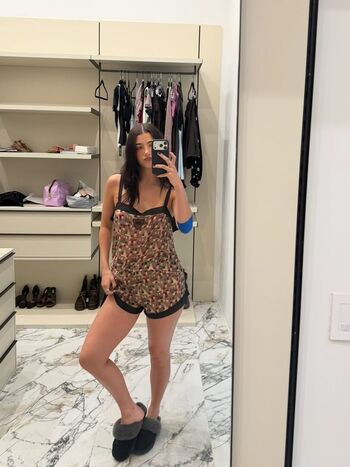 Full leaked Charli d amelio page private photo