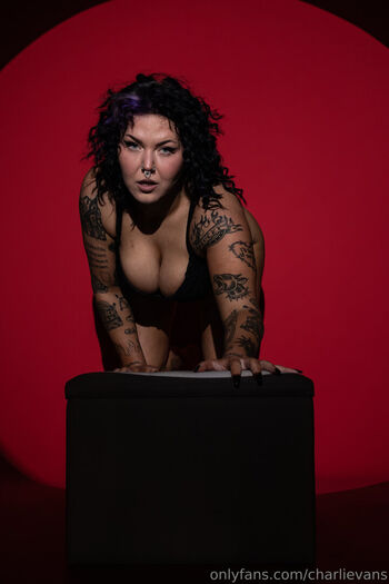 Full leaked Charli evans  page private photo