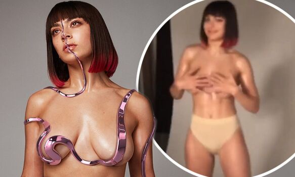 Full leaked Charli x private photo