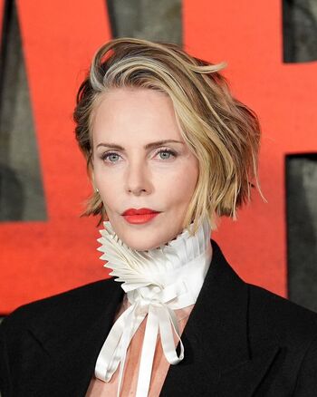 Full leaked Charlize theron private photo