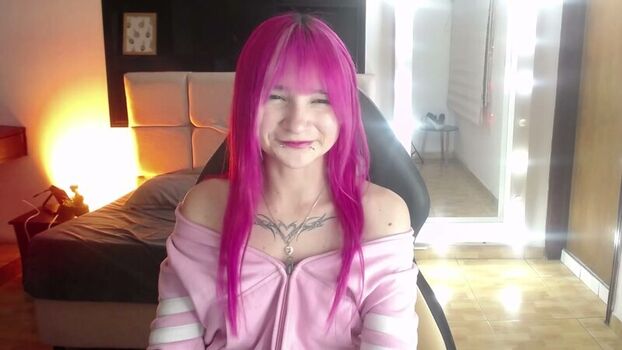 Full leaked Charlotte collins private photo