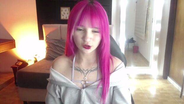 Full leaked Charlotte collins private photo