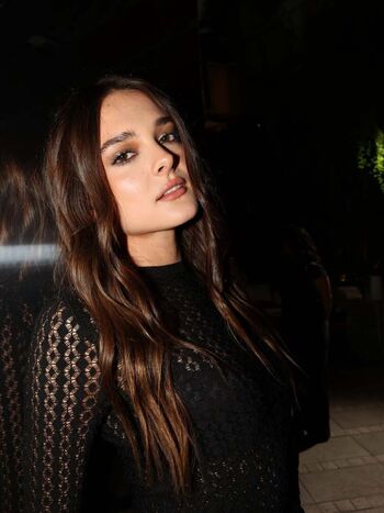 Full leaked Charlotte lawrence page private photo