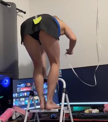 Full leaked Chelseayea private photo