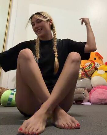 Full leaked Chelseayea private photo