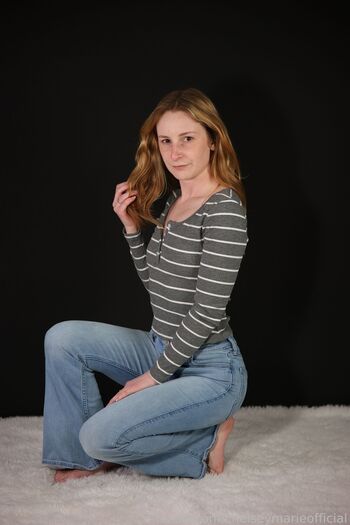 chelseymarieofficial