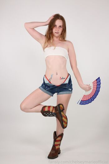 chelseymarieofficial