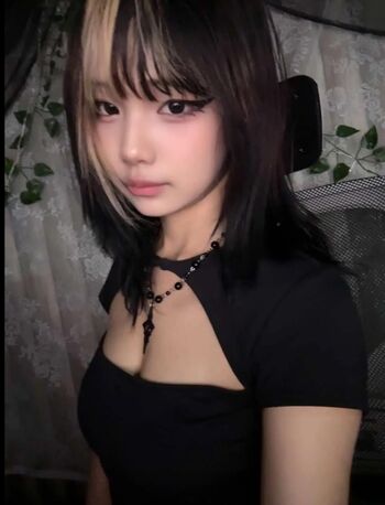 Full leaked Chelyua page private photo