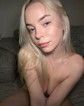 Full leaked Cherryaura private photo