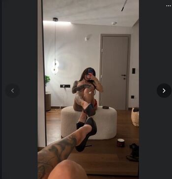 Full leaked Cherryrebell private photo