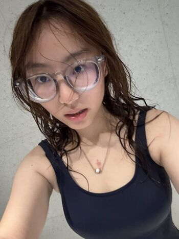 Chinese Twitter Girls Megathread