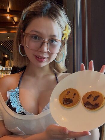 Chinese Twitter Girls Megathread