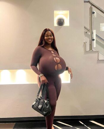 Full leaked Chioma lov private photo