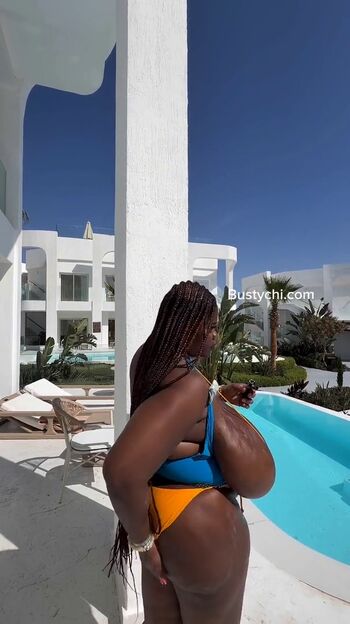 Chioma Lovv