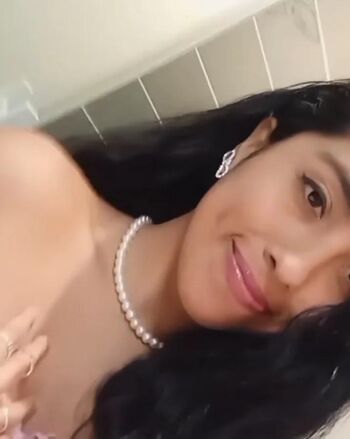 Full leaked Chiphilary private photo