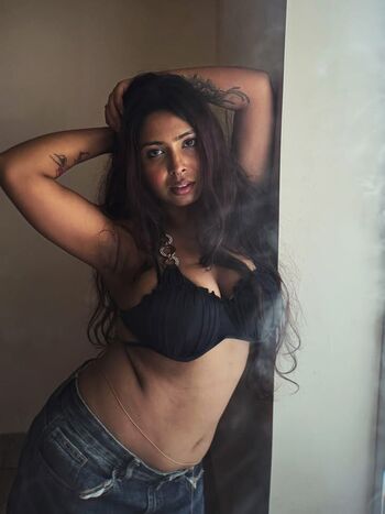 Full leaked Chirasree sarkar private photo