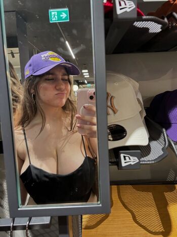 Full leaked Chiri francesca page private photo