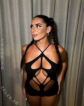 Full leaked Chivrv private photo