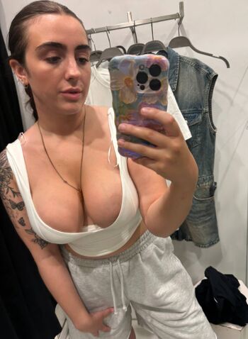 Full leaked Chiwithac private photo