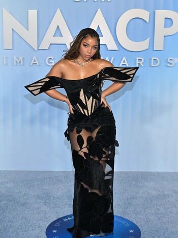 Full leaked Chloe bailey page private onlyfans photo