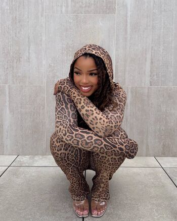 Full leaked Chloe bailey private onlyfans photo