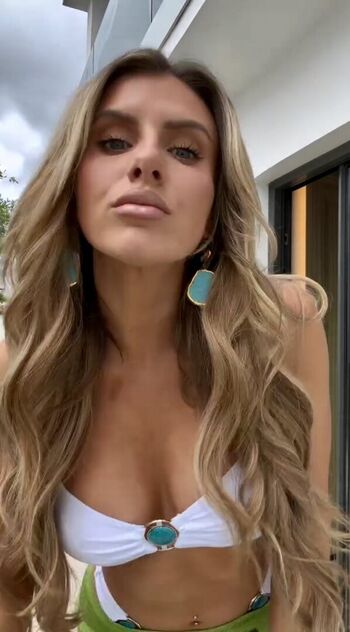 Full leaked Chloe burrows private photo