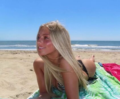 Full leaked Chloe dinello private photo