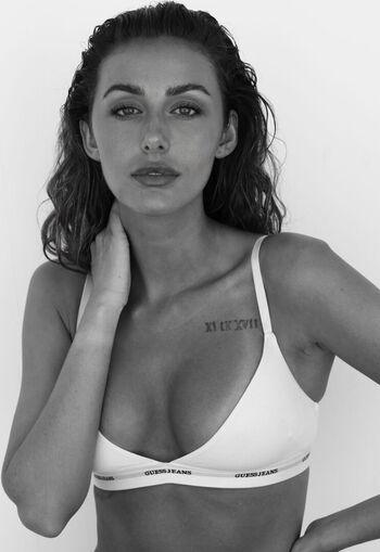 Full leaked Chloe veitch private photo