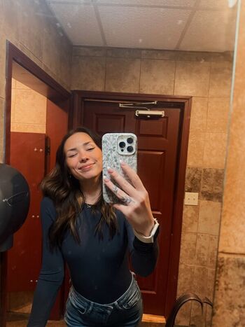 Full leaked Chloee private photo