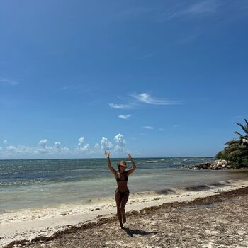 Full leaked Chloeepotess private photo